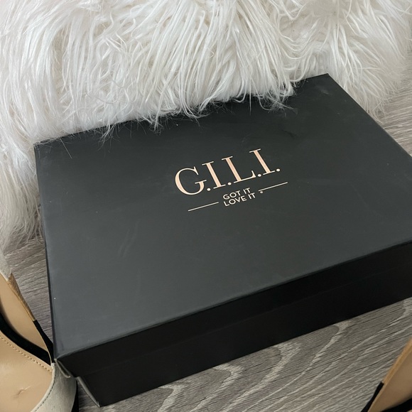 Brand New GILI Neutral Color Block Pointed Toe Pumps Soft Suede size 7 Gorg!👠❣️ - Picture 4 of 12